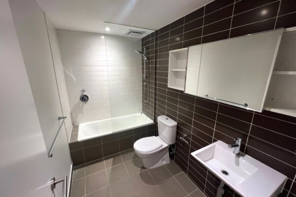 201428FB 492C 4620 845C 7EED5FF354BF RICHMOND 2025 11 18 101648 3 1