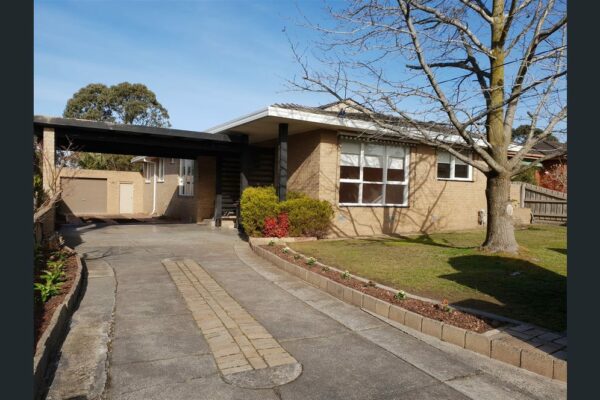 57CB0B36 D91D 4A2F A713 0BE8A9F57449 GLEN WAVERLEY 2025 12 05 155808