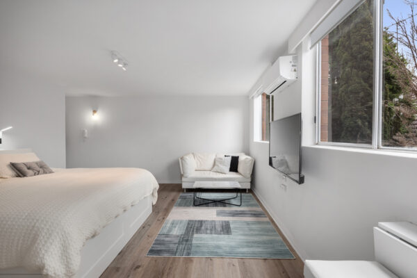 565CED5C 8E87 42D7 B0CC 7FC6615ABD18 ST KILDA EAST 2025 09 04 161242 3 scaled